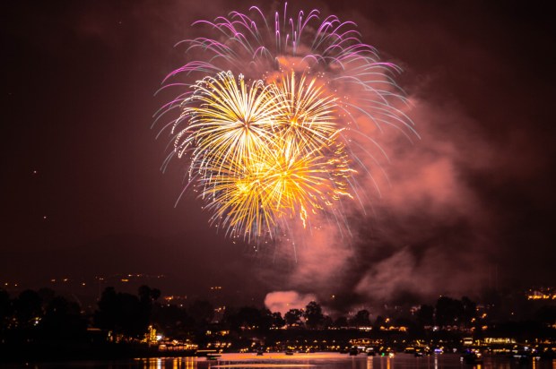 Fireworks explode over Lake Mission Viejo on Thursday, July 4, 2019. (Photo by Lauren Loizides)