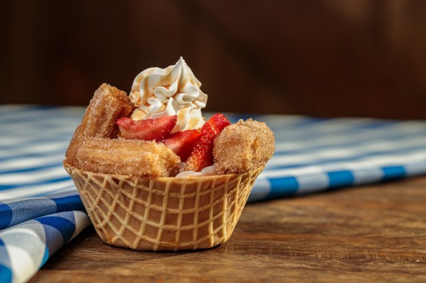 Dulce De Leche Cream Churros Bites available at Gourmet Churro Factory during Knott's Summer Nights. (Courtesy of Knott's Berry Farm)